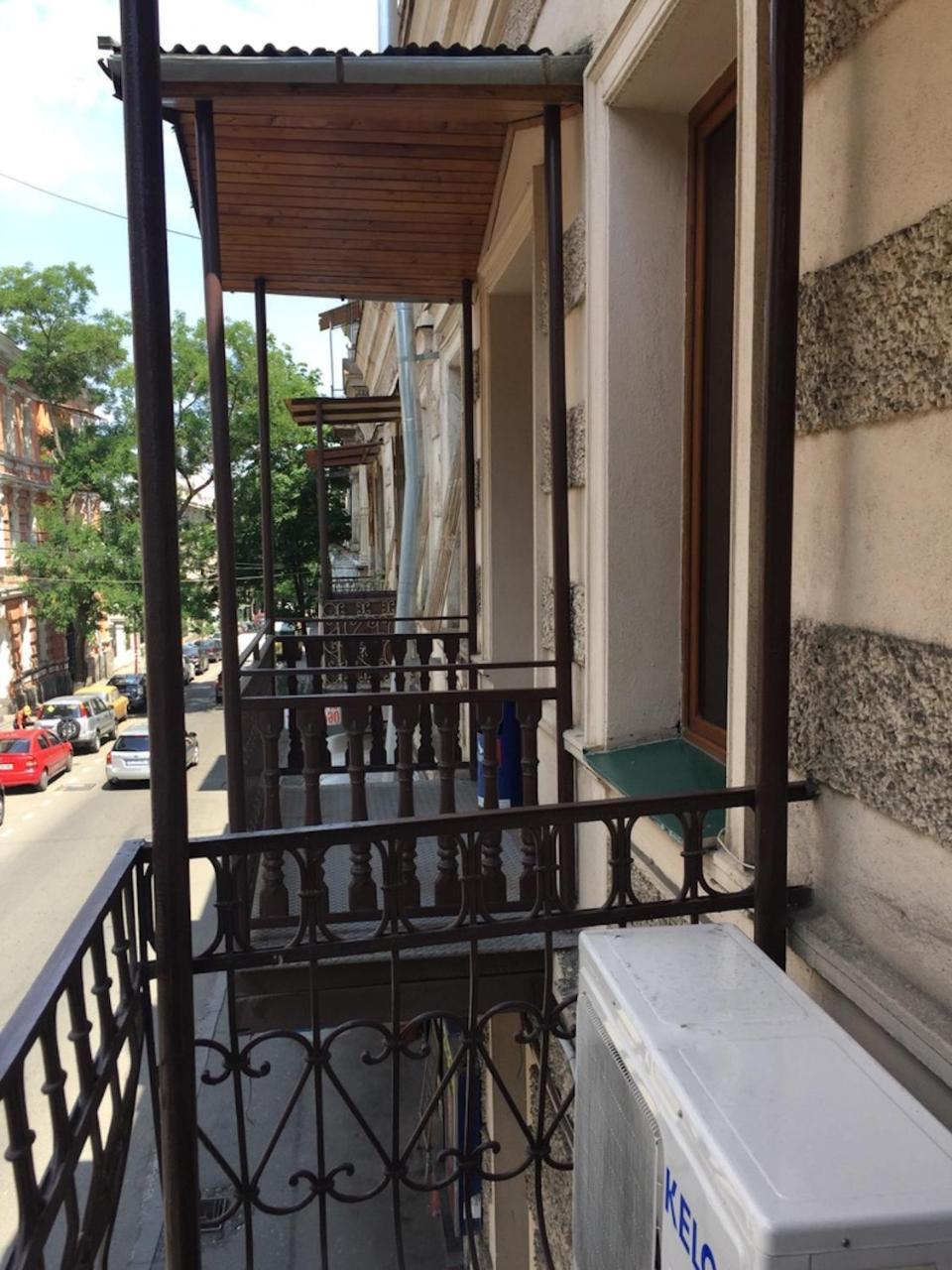 Old Tbilisi Mountain View Apartment Екстериор снимка