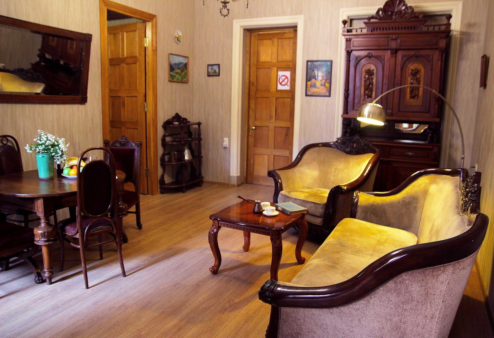Old Tbilisi Mountain View Apartment Екстериор снимка